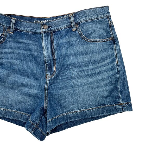 American Eagle Women's Size 16 Blue Denim Mom Shorts - Picture 4 of 13